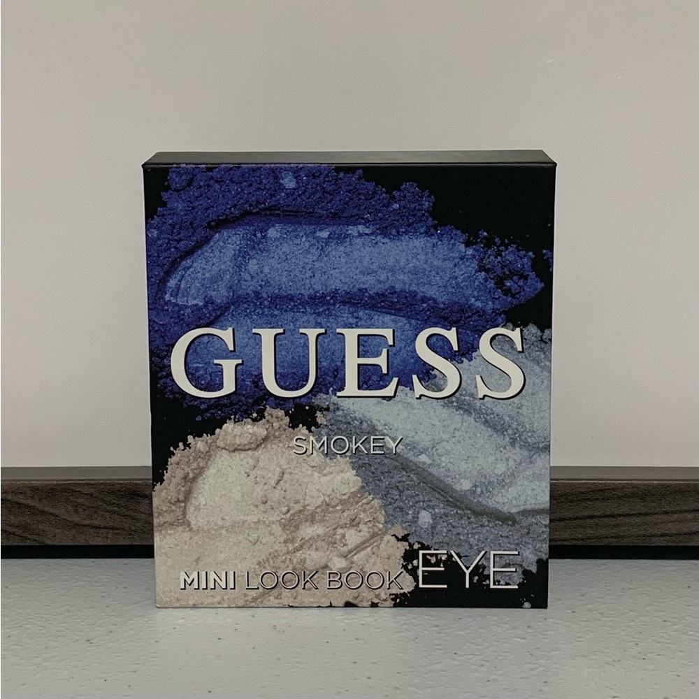 Guess ‘Smokey’ Eye Mini Look Book Makeup Set-New